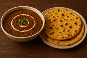 Dal Makhni With 2 Missi Rotti