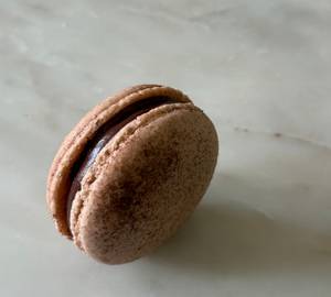 Chocolate Macaron