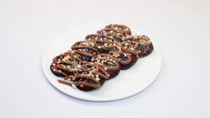Almond Chocolate Mini Pancakes (8 Pieces)