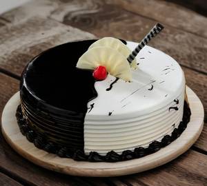Chocolate Vanilla Cake