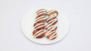 Classic Chocolate White Mini Pancakes  (8 Pieces)