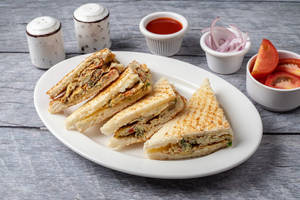 Cheesy Masala Omelet Sandwich