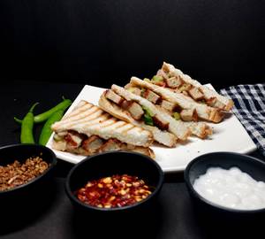 Royal Tandoori Chicken Sandwich