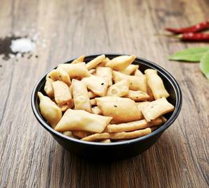 Nimki [300 Ml box]