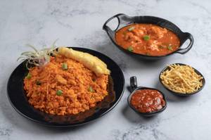 Chicken Triple Schezwan Rice with Gravy