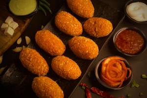 Paneer Kurkure Momos
