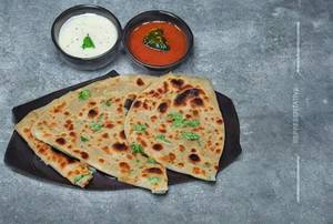 Aloo paneer paratha