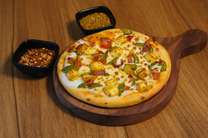 Paneer, Red Paprika, Capsicum Pizza
