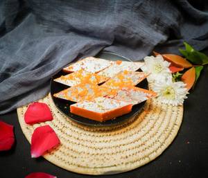 Besan Barfi [1 Piece]