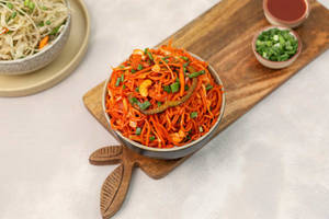 Schezwan Veg Noodles
