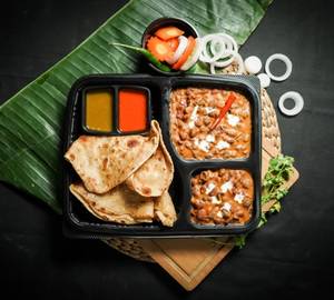 Paratha Rajma Combo