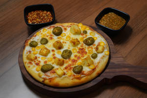Paneer, Jalapeno, Sweet Corn Pizza