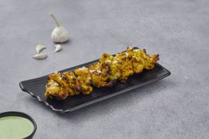 Chicken Lehsuni Tikka