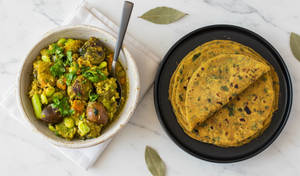 Surti Undhiyu With Methi Thepla