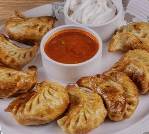 Veg Fry momos [8 Pieces]