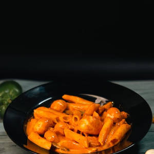 Veg Tangy Arabiatta Penne Pasta