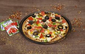Veg Deluxe Pizza