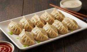 Veg Momo [6Pcs]