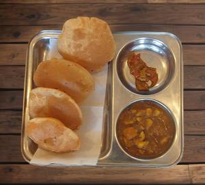 Aloo puri