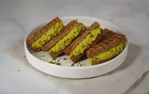 Masala Aloo Sandwich