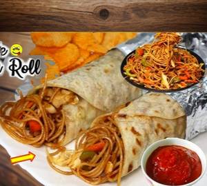 Chowmein + Chowmein Roll