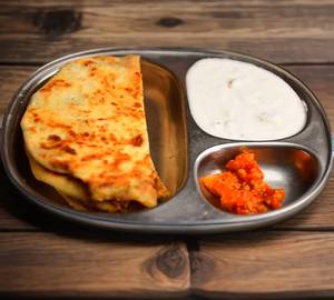 Aloo Paratha Thali