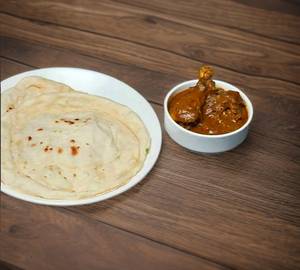 Tawa Roti 4 Pcs With Chicken Kosa 2 Pcs