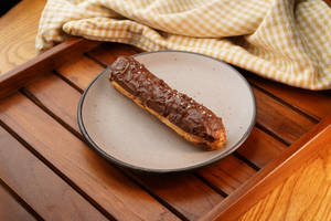 Classic Eclair