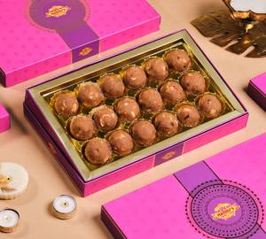 Besan Dry Fruit Laddu