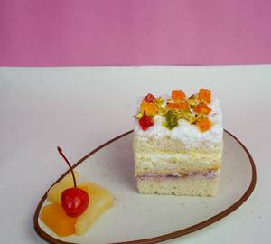 Fruit Cocktail Pastry