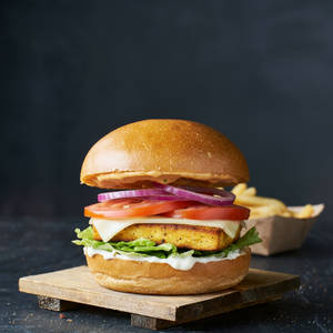 Crunchy Paneer Burger