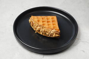 Lotus Biscoff Waffle Sandwich (half)