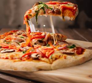 Vegetable pizza