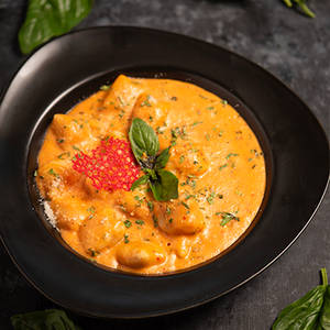 Pesto Gnocci In Del Barone