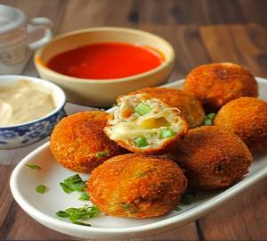 Chicken Cheeseballs [7Pcs]