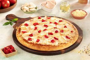 Zesty Chicken Pizza