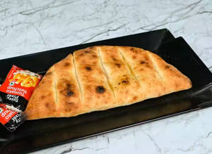 Tandoori Paneer Garlic Bread