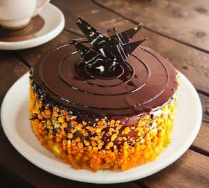 Chocolate crunch cake 500 gm