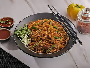 Mixed Schezwan Noodles