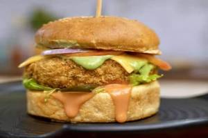 Veg Pineapple Burger
