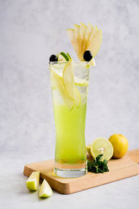 Green Apple Mojito