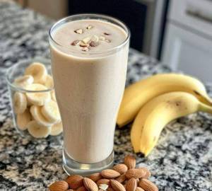 Banana + dryfruits nuts