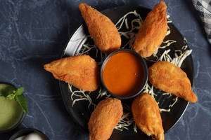 Kurkure Paneer Momos[8 Pcs]