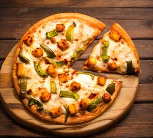 Paneer tikka pizza