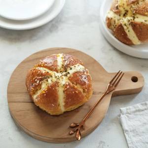 Korean Cream Cheese Garlic Bun