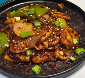 Black Pepper Sauce Crispy Lotus Stem