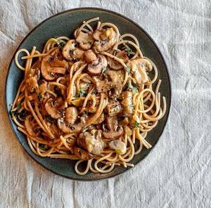 Mushroom Garlic Noodles