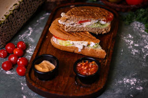Desi Panner And Chutney Sandwich