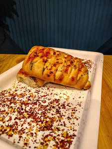 Spinach Corn Roll