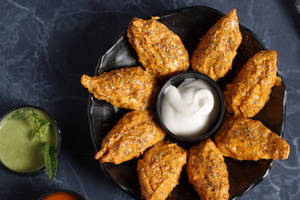 Tandoori Chicken Momos[8 Pcs]